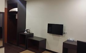 MJ Hotel